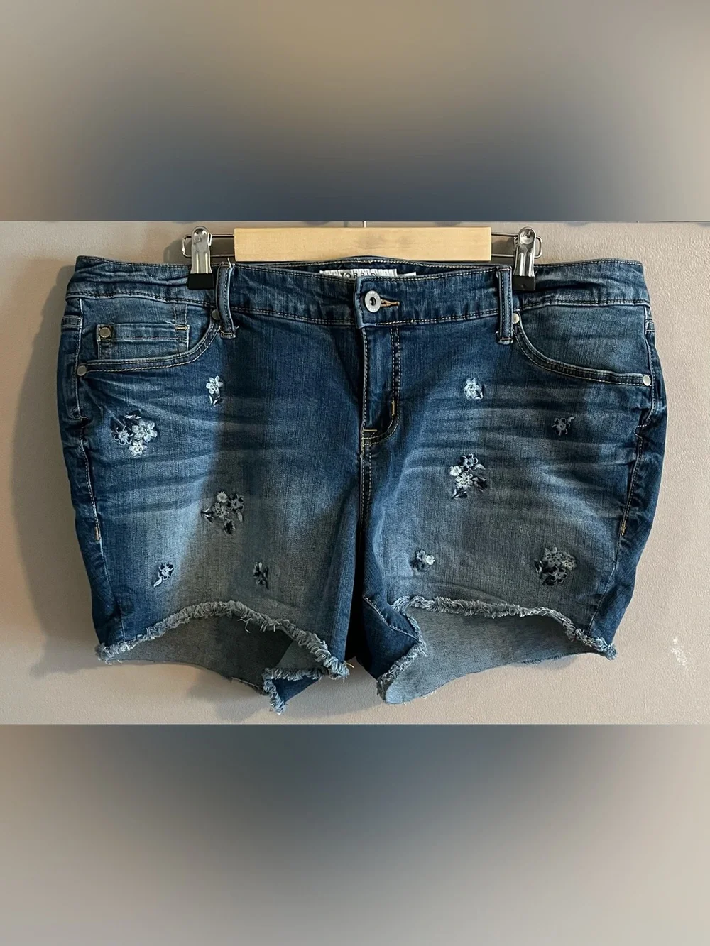 $12💙Bundled Torrid Denim Shorts